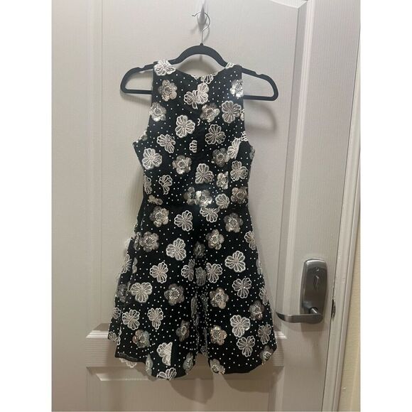 Elliatt Jessamine Flare Black/White Cocktail Minidress Holidays Xmas S NWT$365 - Picture 6 of 8